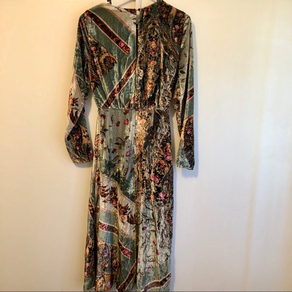 ZARA | velour midi dress - Picture 4 of 8